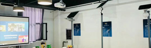 你見過這樣的太陽能路燈展廳嗎?