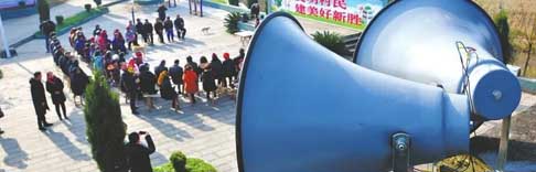 源碼太陽能路燈助力“村村響”建設(shè),讓惠民聲音家家通
