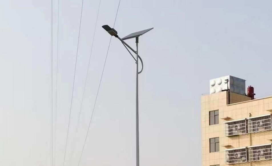 太陽能路燈夏季如何保養(yǎng)